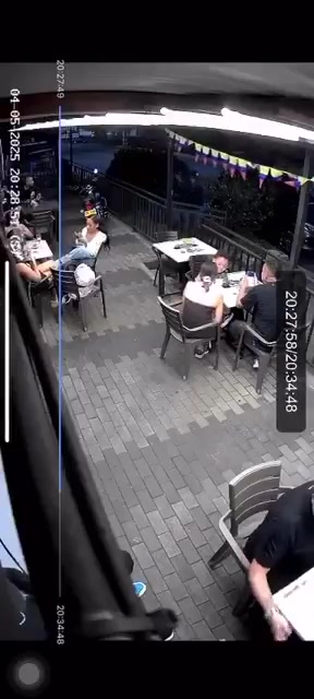 😨35岁哥伦比亚门将遇抢劫后持枪反击&身中4枪，好友则不幸离世